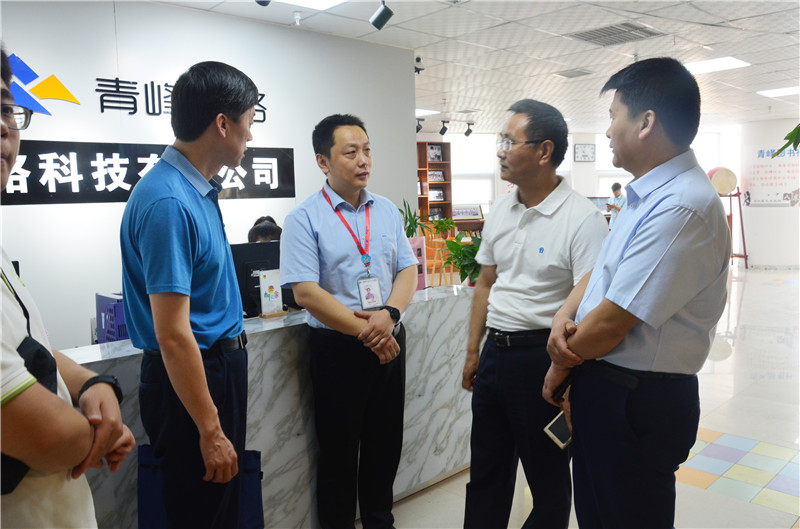 熱烈歡迎安陽(yáng)市委統(tǒng)戰(zhàn)部副部長(zhǎng)李春喜一行蒞臨我司參觀！